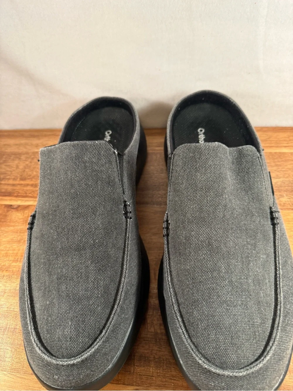 OrthoComfort Orthopedic Slip-on Loafers Grey Canvas Size 9.5 NWOT